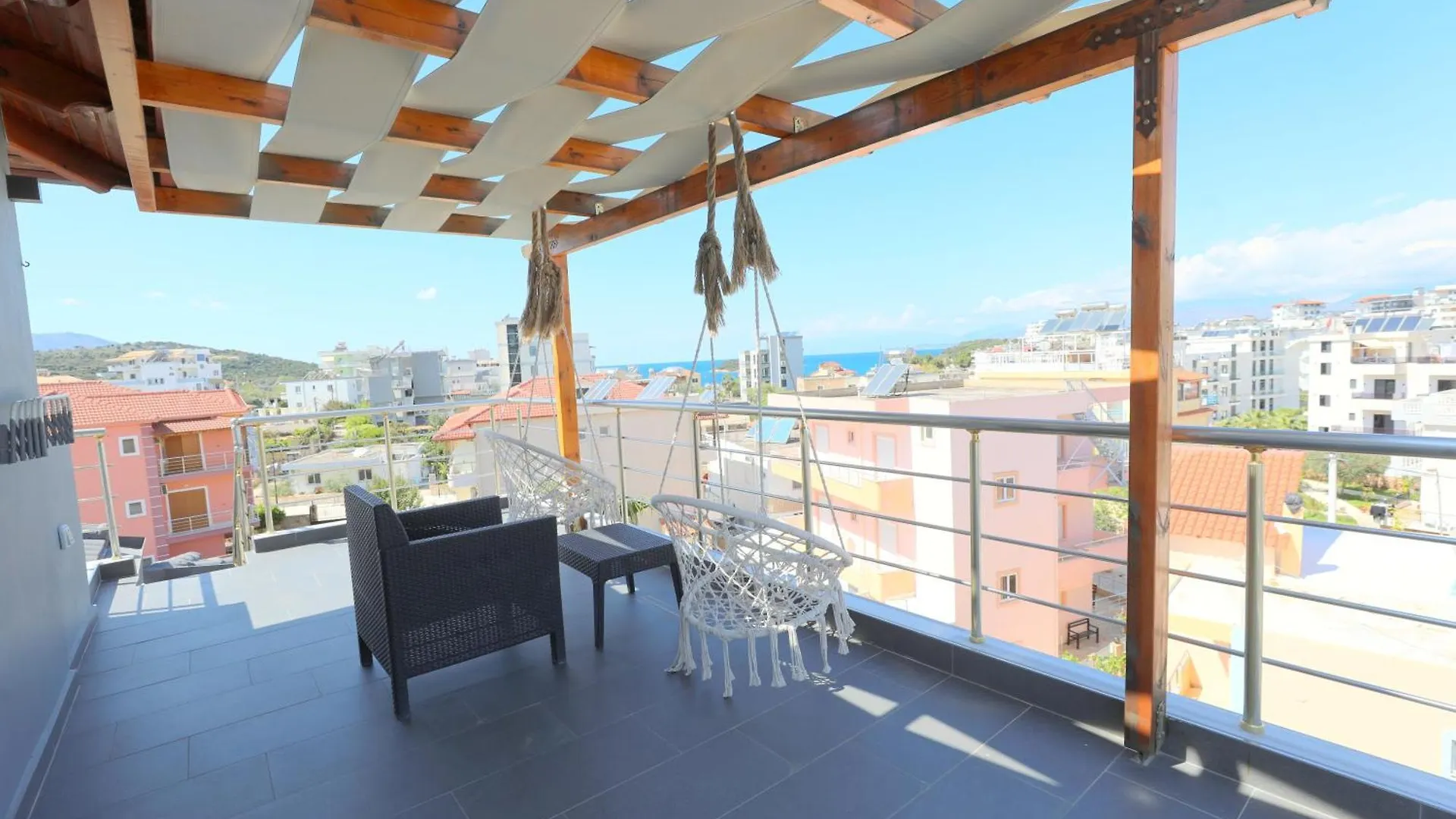 ***  Hotel Golden Oak Ksamil Albanien