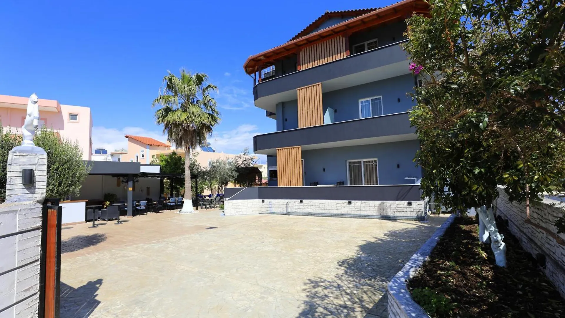 Hotel Golden Oak Ksamil