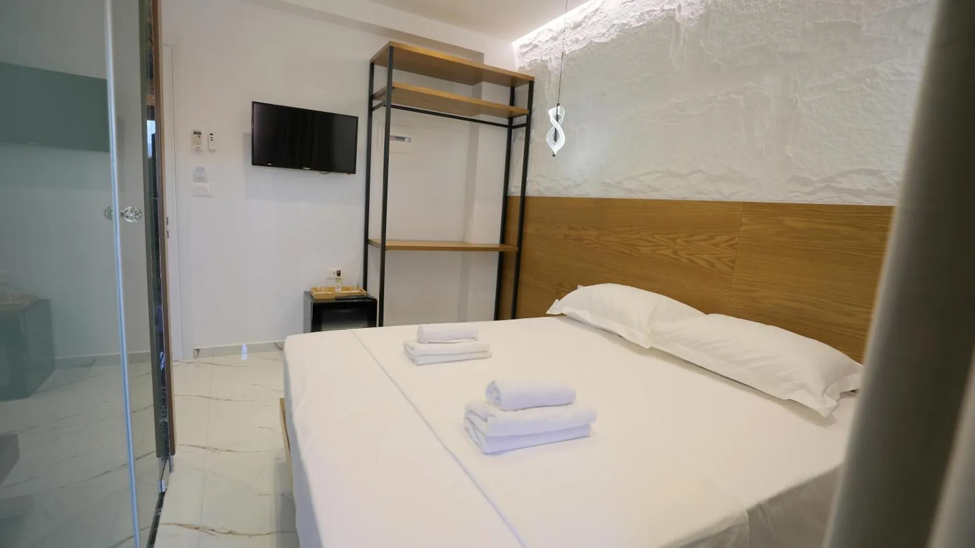 Hotel Golden Oak 사밀 3*,