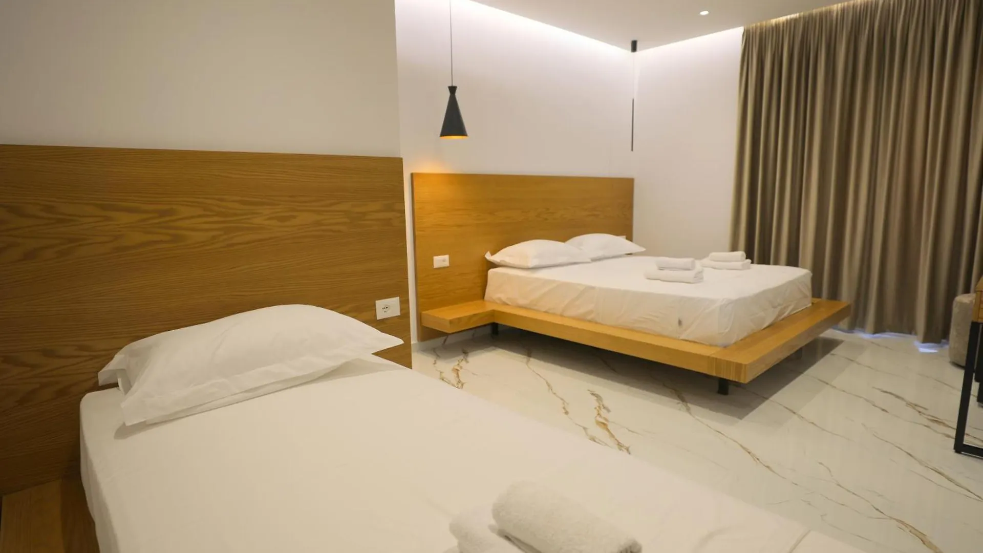 Hotel Golden Oak 사밀