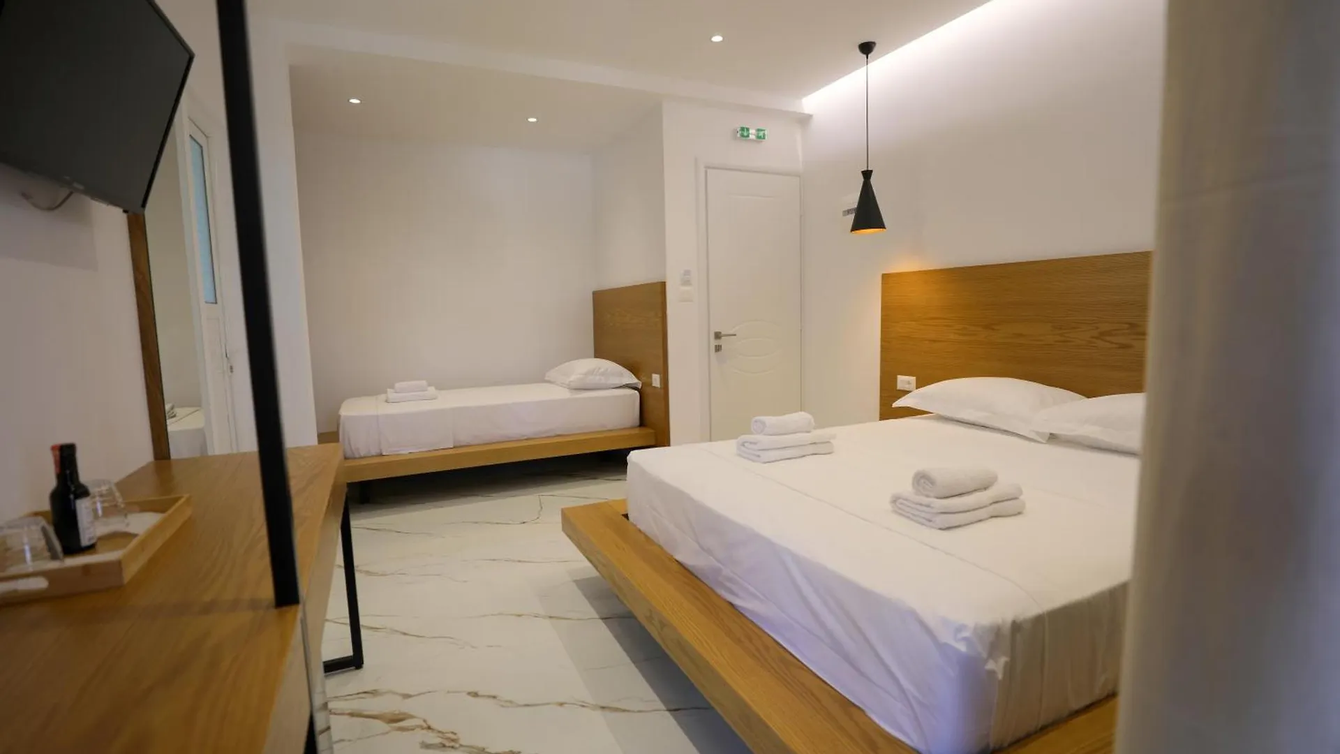 Hotel Golden Oak Ksamil