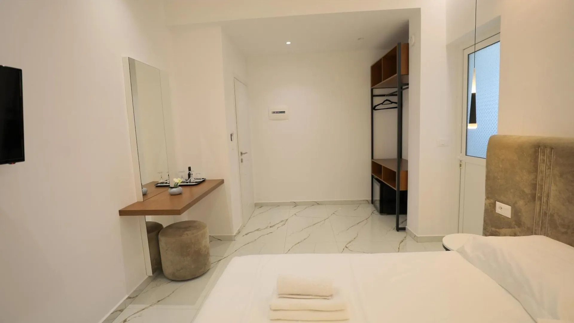 Hotel Golden Oak 사밀