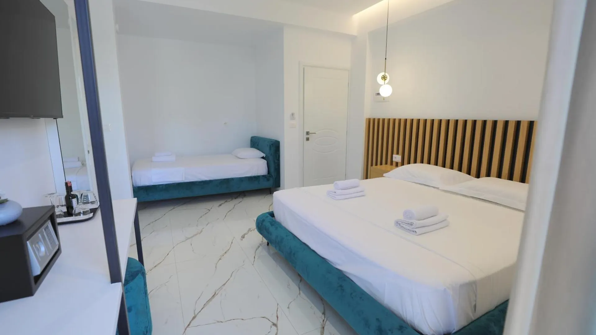 Hotel Golden Oak Ksamil